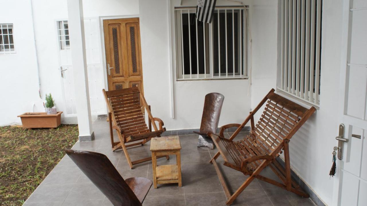 Villa Ty Milyn Mazela Sa Dakar Exteriér fotografie