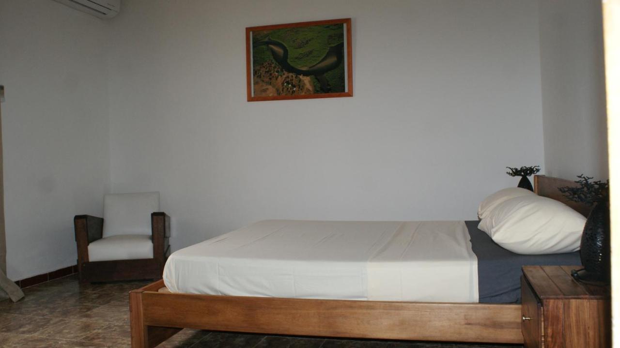 Villa Ty Milyn Mazela Sa Dakar Exteriér fotografie