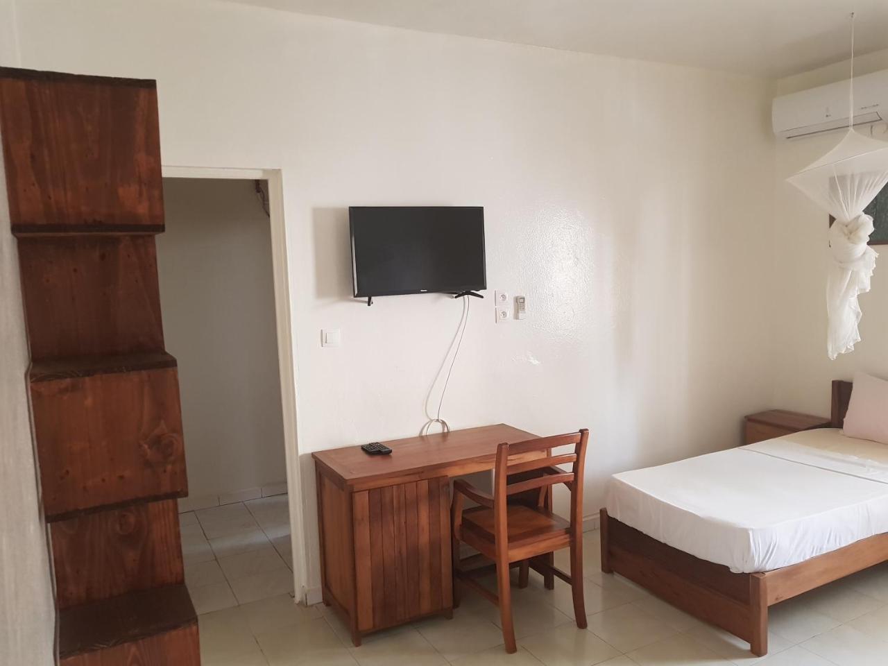 Villa Ty Milyn Mazela Sa Dakar Exteriér fotografie