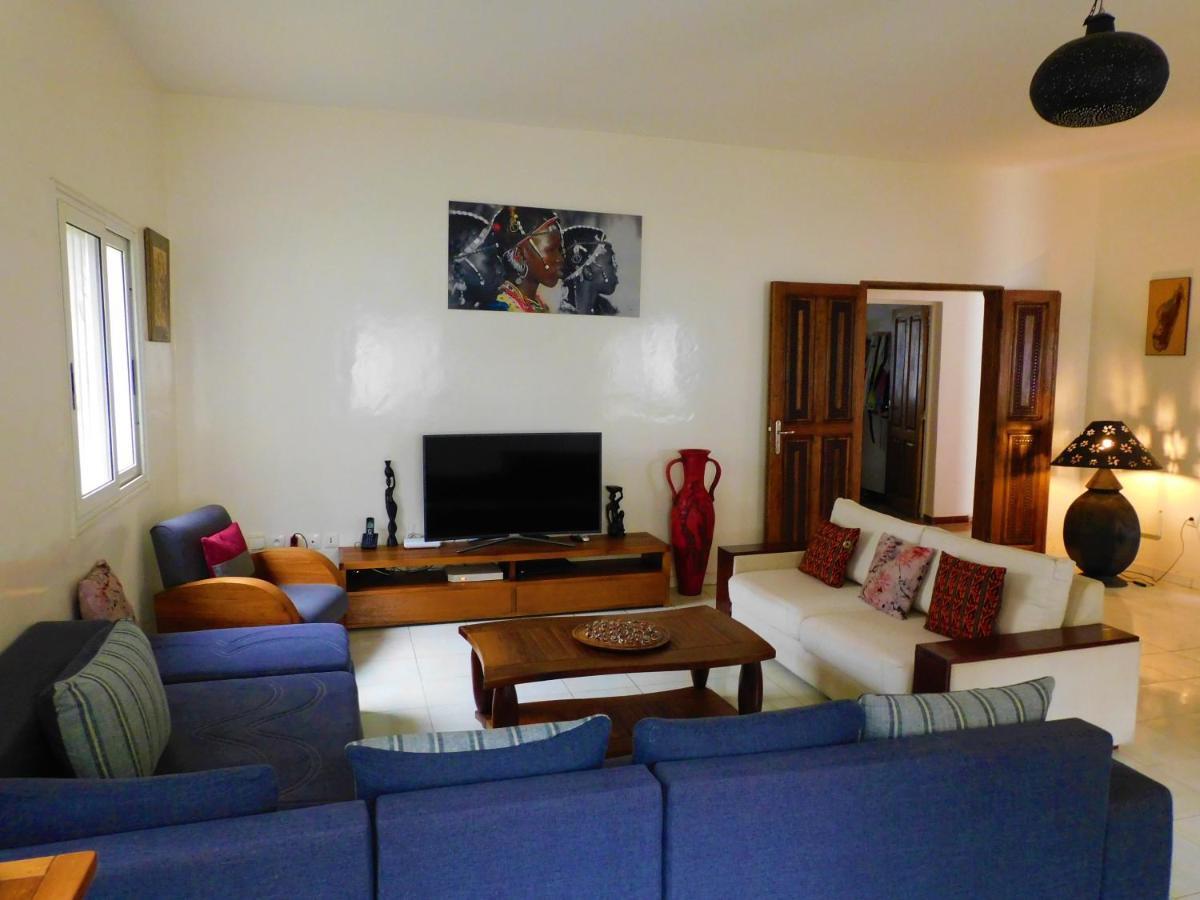 Villa Ty Milyn Mazela Sa Dakar Exteriér fotografie